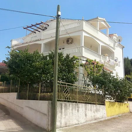 Slatine 11799d טרוגיר